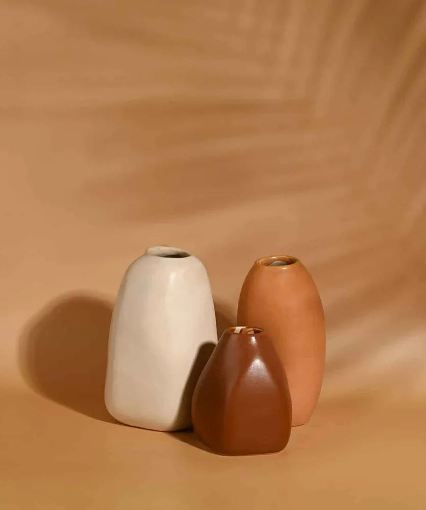 PUREZENTO Rustic Ceramic Bud Vase - Set of 3 | Centerpiece & Showpiece for Home Decor, Living Room, Bookshelf & Tabletop Styling | Decorative Vase for Pampas Grass, Dried & Artificial Flowers