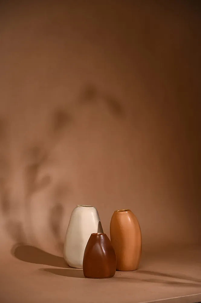 PUREZENTO Rustic Ceramic Bud Vase - Set of 3 | Centerpiece & Showpiece for Home Decor, Living Room, Bookshelf & Tabletop Styling | Decorative Vase for Pampas Grass, Dried & Artificial Flowers