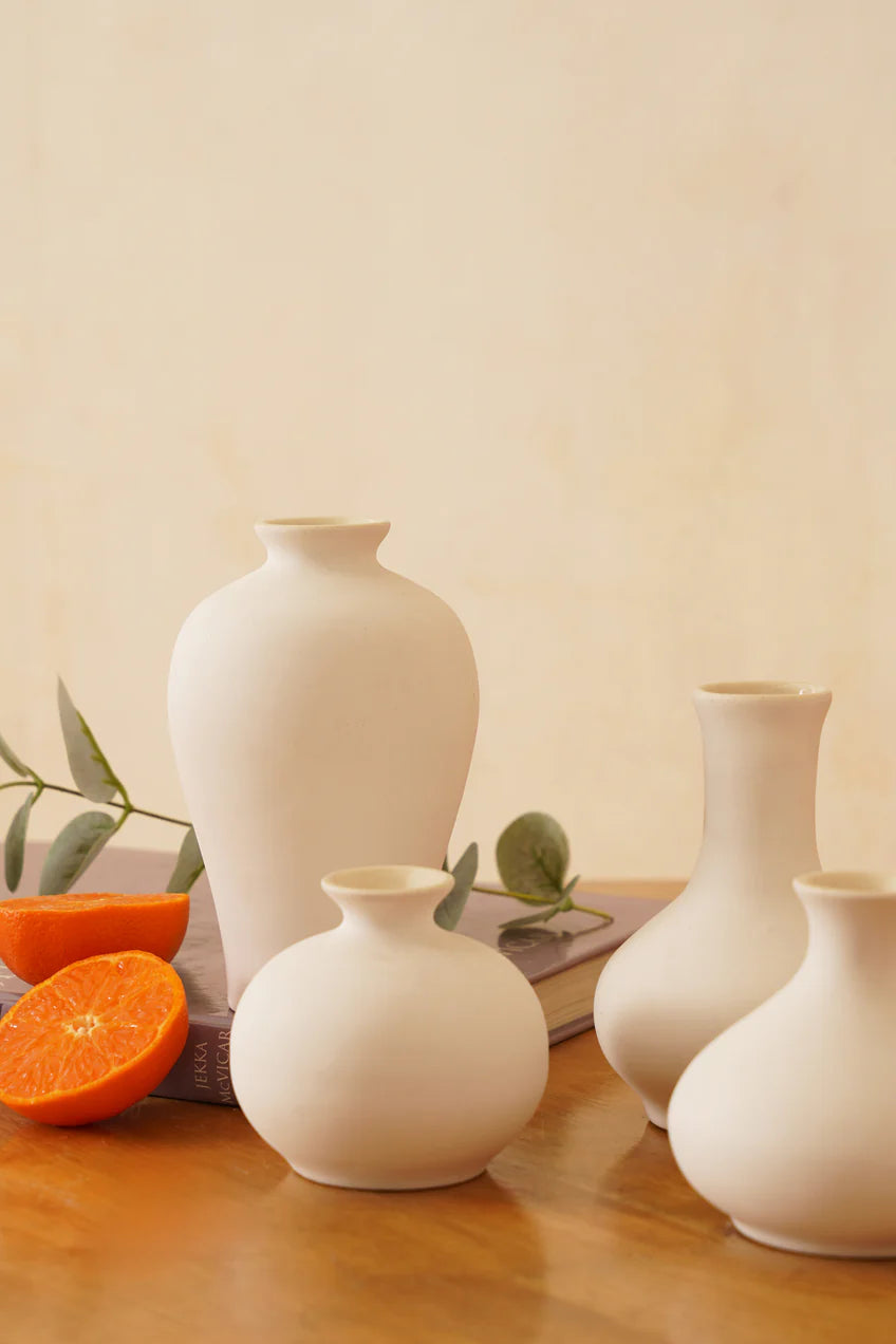 Bloosmom Flower Vase - White & Black